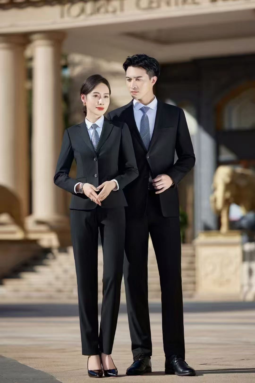 Stretch-Panel Ergonomic Work Suit